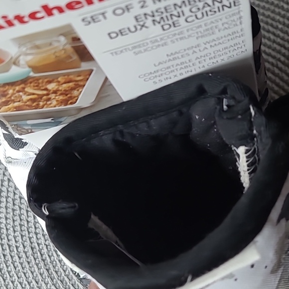 KitchenAid Mini Mitts - Picture 6 of 9